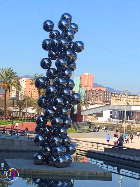 Bilbao et le Guggenheim 26.JPG - Bilbao et le Guggenheim. Avril 2015 (photo par iphone)