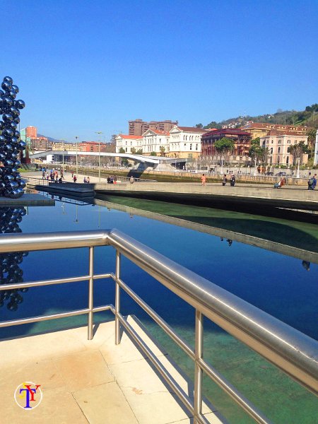 Bilbao et le Guggenheim 28.JPG - Bilbao et le Guggenheim. Avril 2015 (photo par iphone)