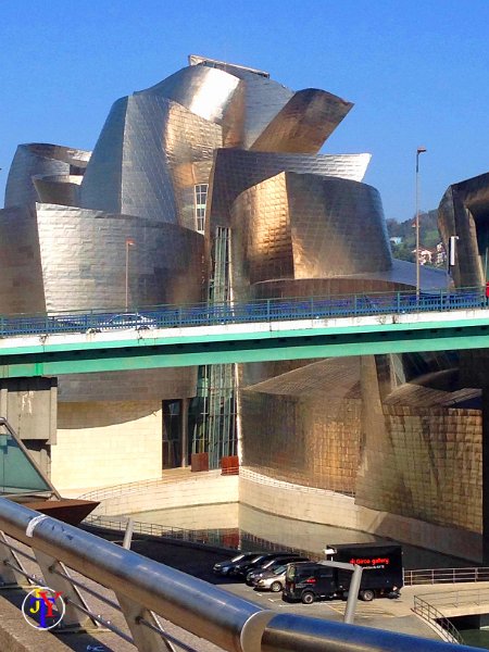 Bilbao et le Guggenheim 8.JPG - Bilbao et le Guggenheim. Avril 2015 (photo par iphone)