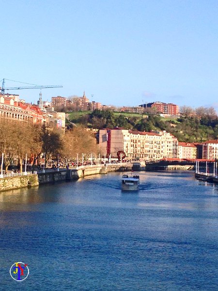 Bilbao et le Guggenheim 84.JPG - Bilbao et le Guggenheim. Avril 2015 (photo par iphone)