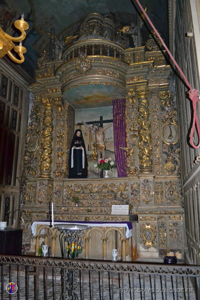 collioure 14 mai 2013 60  Copie.JPG - Collioure. Eglise Notre Dame des Anges. Chapelle du Christ, Calvaire 1708, Christ de J. SUNYER. Mai 2013