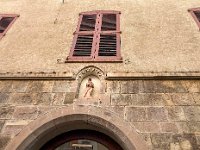 centre Frejus 2 2021  Façade rue Seyies avec statuette Saint François de Paul