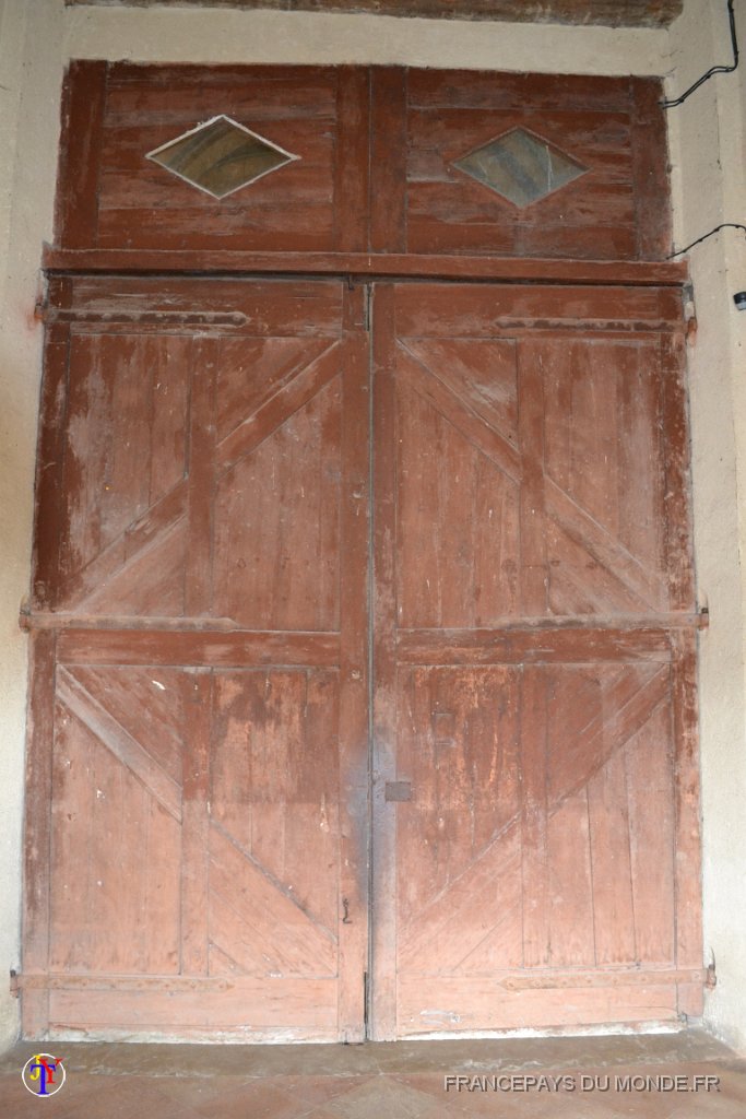 DSC 0113.JPG - Porte d'origine de l'Abbaye Saint Michel.