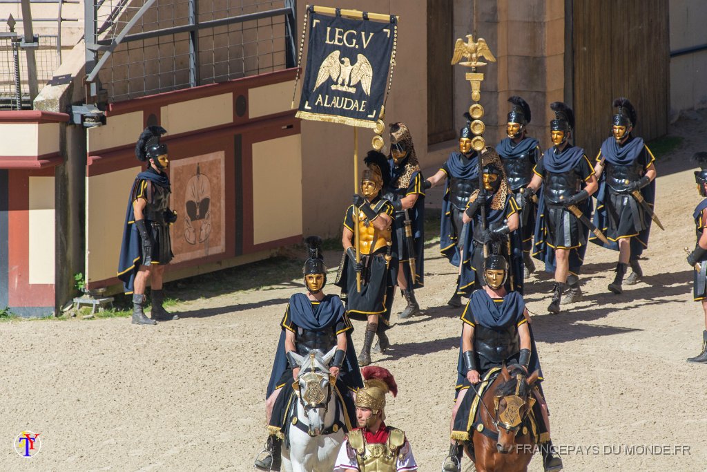 Les arenes 17.jpg - Puy du Fou (85) - Les arènes - Mai 2019