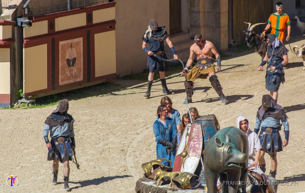 Les arenes 19.jpg - Puy du Fou (85) - Les arènes - Mai 2019