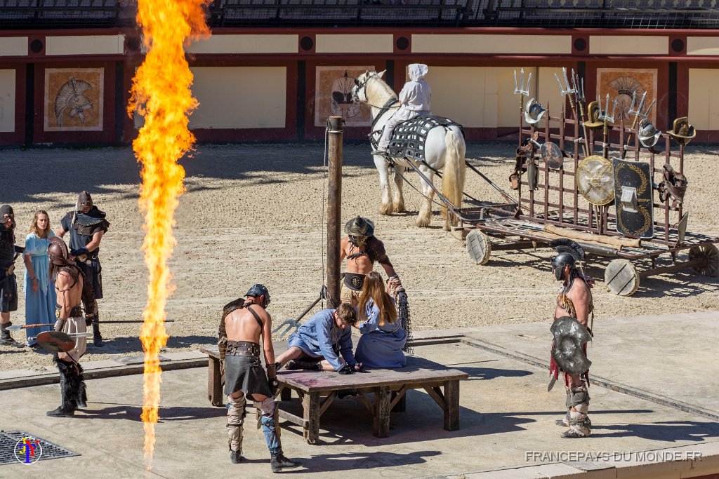 Les arenes 32.jpg - Puy du Fou (85) - Les arènes - Mai 2019