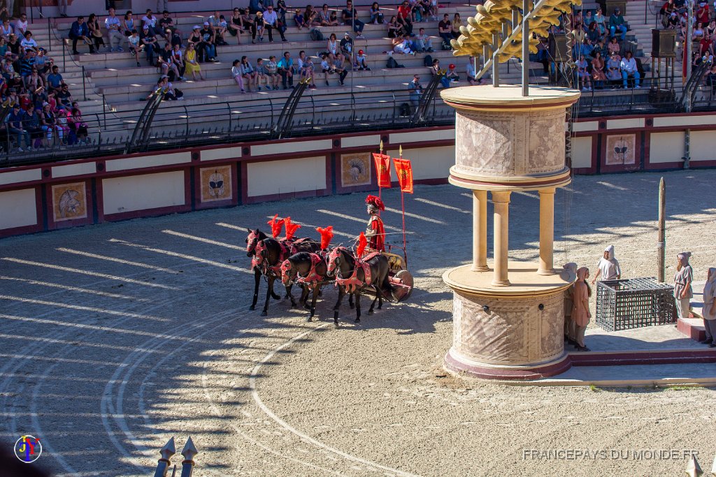 Les arenes 41.jpg - Puy du Fou (85) - Les arènes - Mai 2019