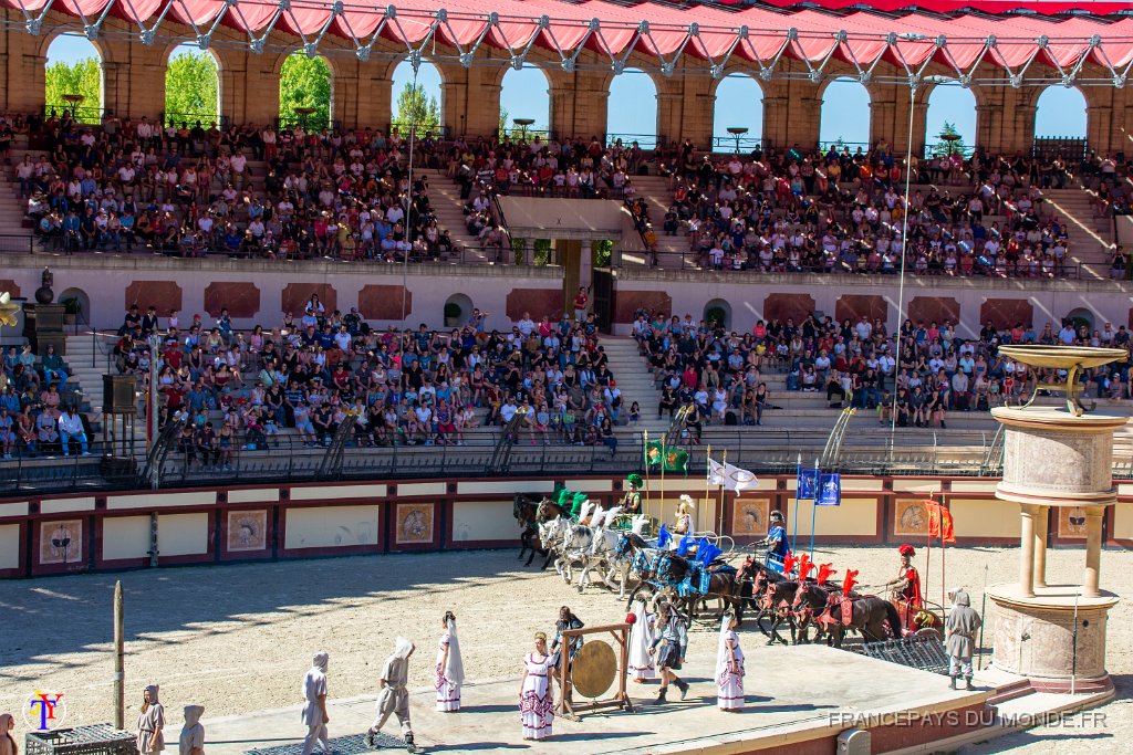 Les arenes 47.jpg - Puy du Fou (85) - Les arènes - Mai 2019