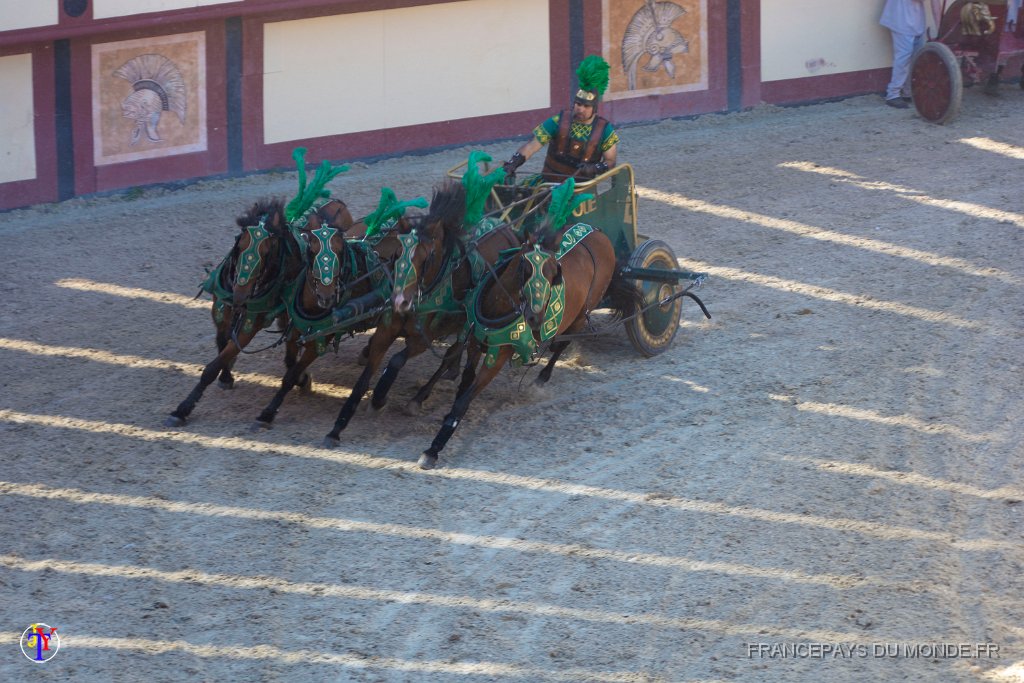 Les arenes 59.jpg - Puy du Fou (85) - Les arènes - Mai 2019