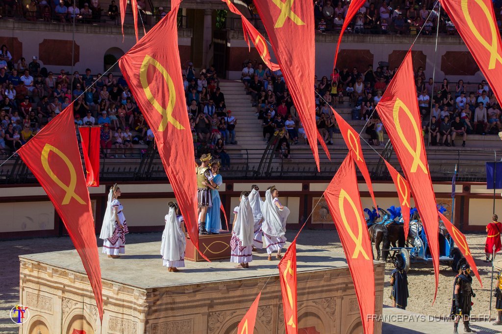 Les arenes 76.jpg - Puy du Fou (85) - Les arènes - Mai 2019