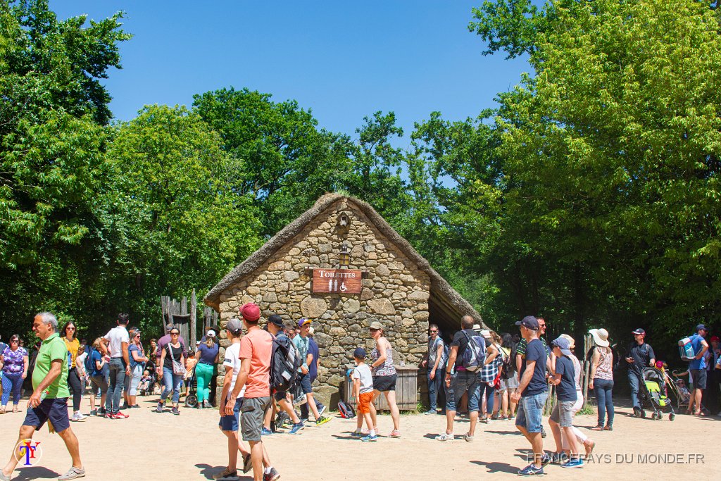 Village medieval 3.jpg - Puy du Fou (85) - Le village médiéval - Mai 2019