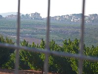 Kfar Kila au Liban depuis Metula dans le Nord d'Israël, ville frontière avec le Liban.