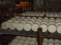 Roquefort mai 2019 29  Roquefort (12) - Le village et les caves - Mai 2019