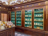 Officine pharmaceutique Di Maria Novella 18