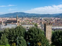 Vue depuis la Place Michel Ange 28