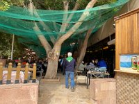 Jordanie - Restaurant à Petra proche du chemin menant au Monastère.