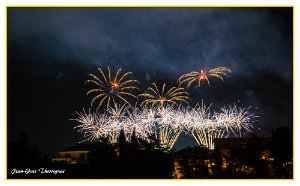 Feux artifices Frejus 17 juillet 2017 4 cadre Frejus (83) - 17 juillet 2017